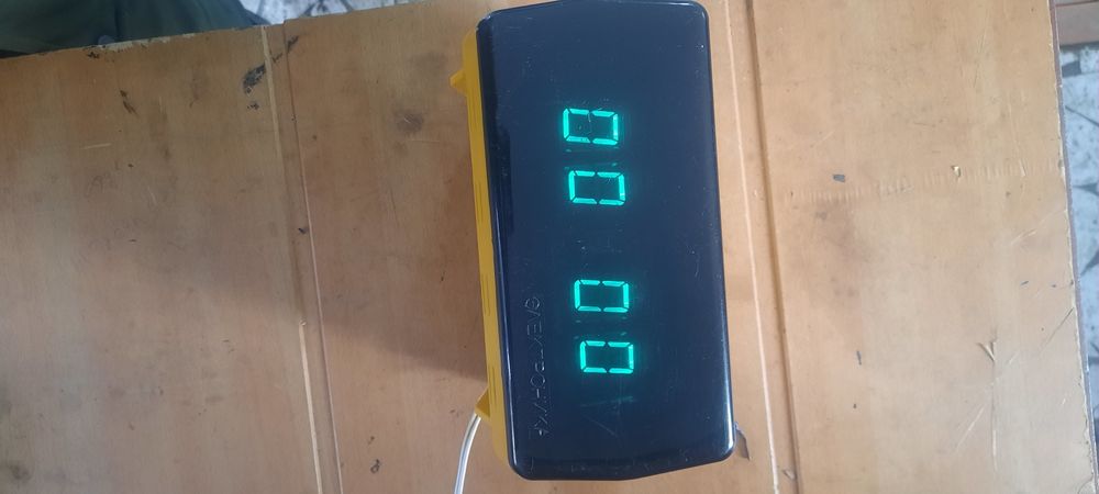 Часы электроника  ссср б6-403