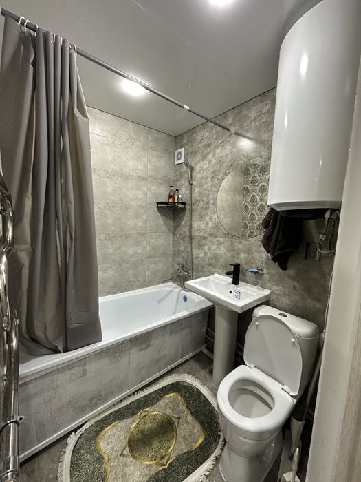 Сдам 2х комнатную Квартиру Посутчно