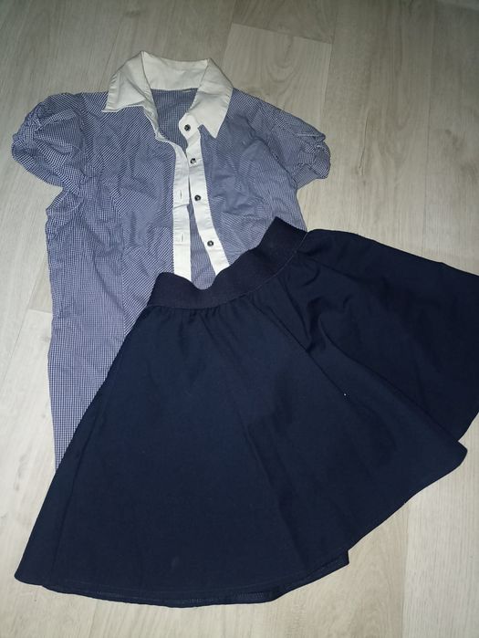 Продам вещи брюки кофты лосины юбки