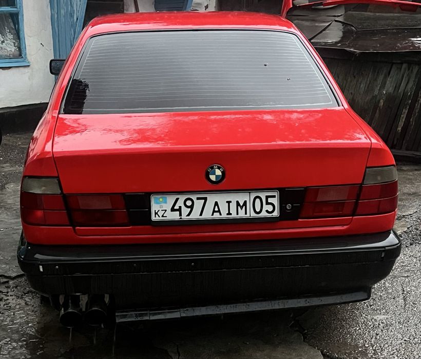 Продам BMW e34 525