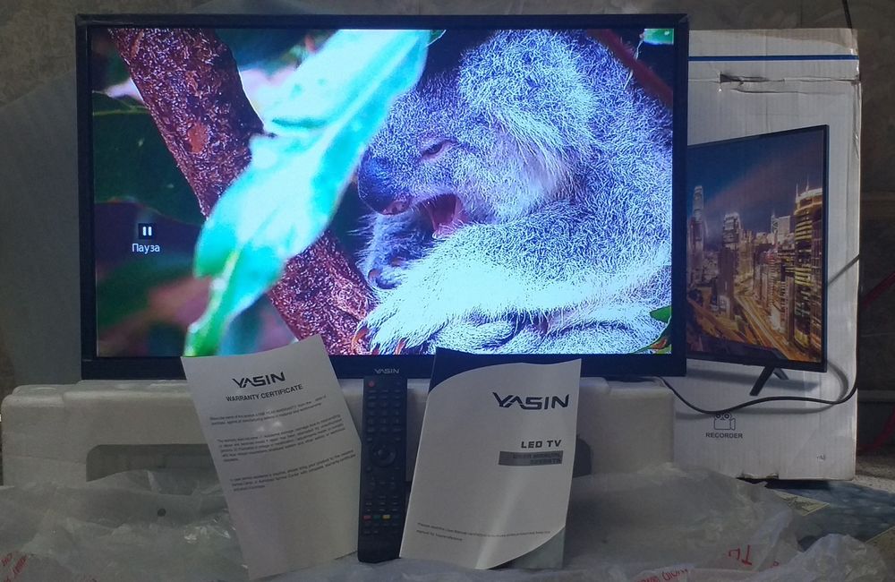 Продаётся  почти новый телевизор 32 диагональ.