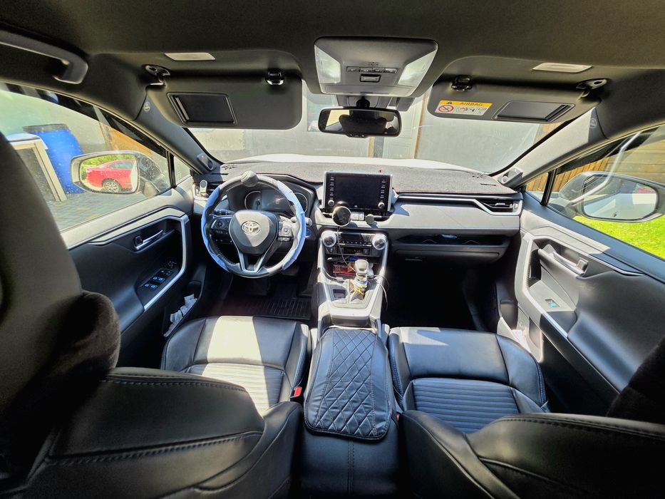 Vând Toyota RAV 4 Luxury Hybrid 2019 (GPL)