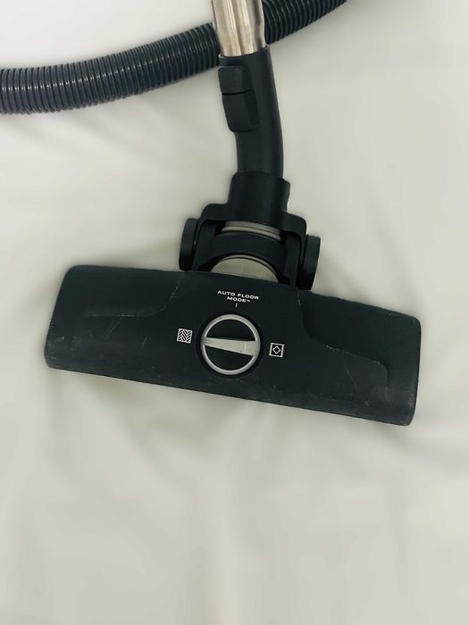 Прахосмукачка без торба AEG CLEAN 6000 ÖKO (AL61C2ÖKO) – Отлично състояние с ГАРАНЦИЯ!