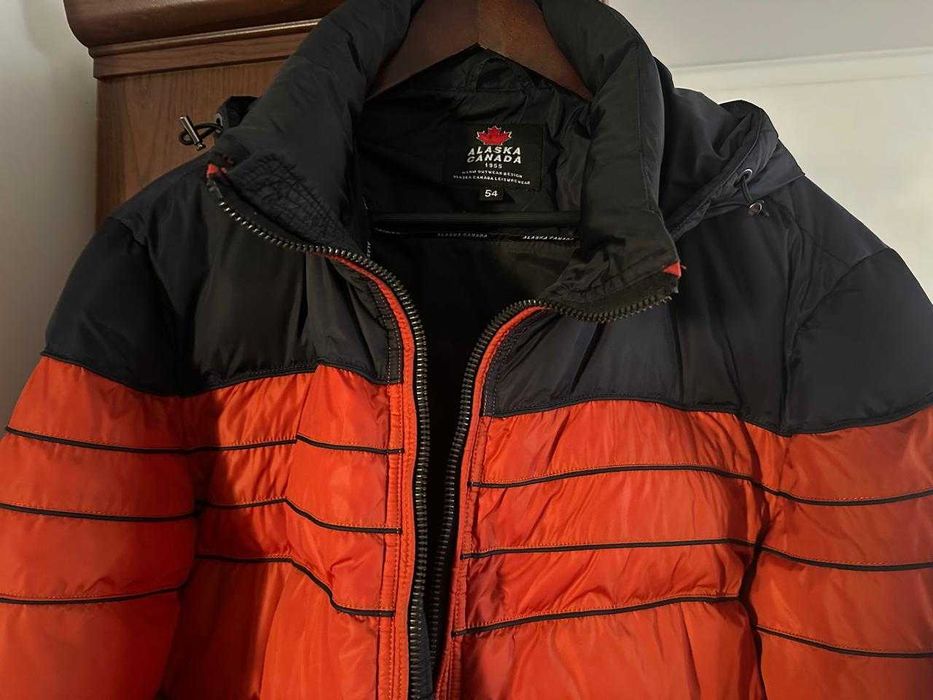 Мужская фирменая канадский куртка.