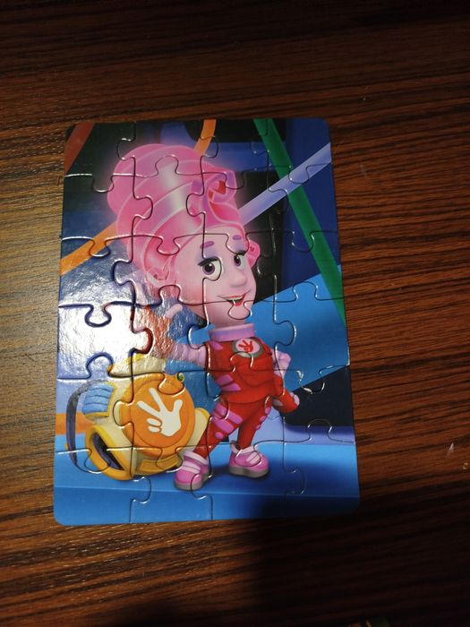 Продам детские пазлы