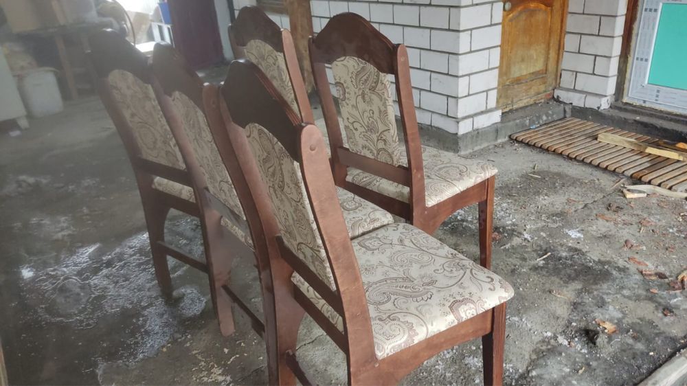 5 шт стулья в отличном состоянии