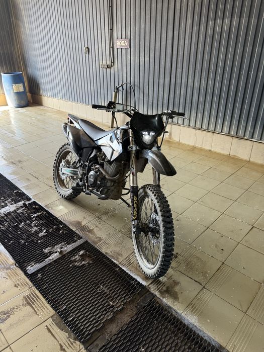 Ular m7 cb250-f.