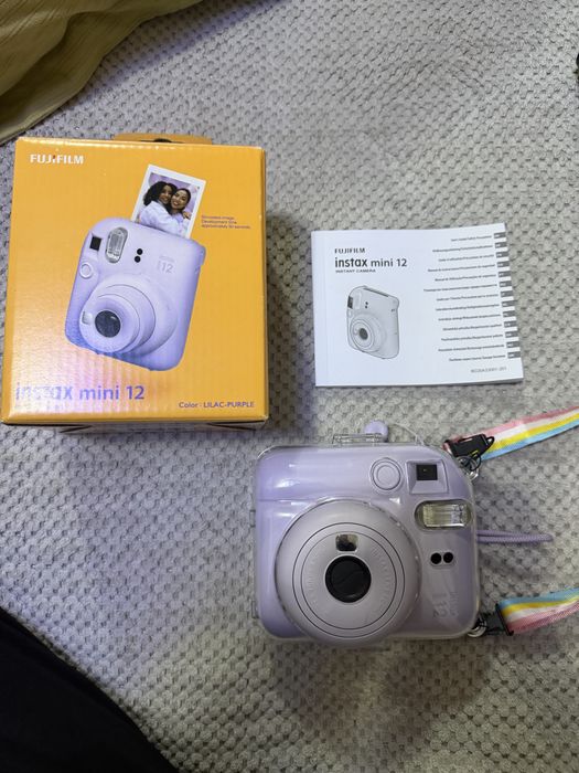 Instax Mini 12 камера