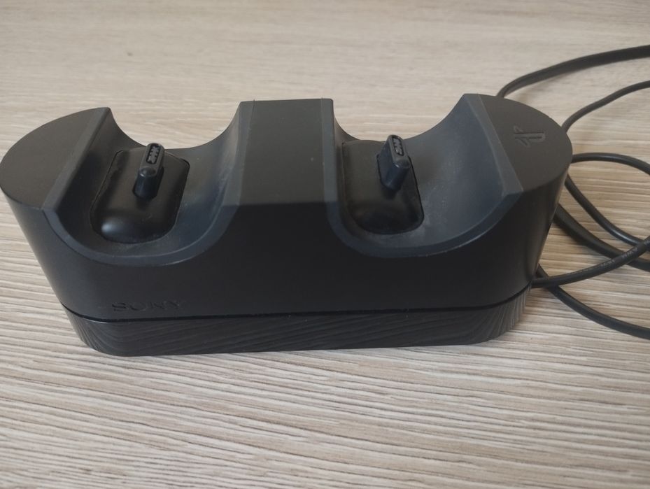 Зарядное устройство для джойстик PS 4