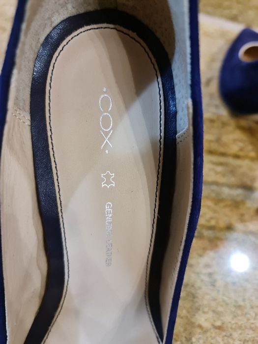 Чисто нови дамски обувки Cox, естествен велур и естествена кожа, н. 39
