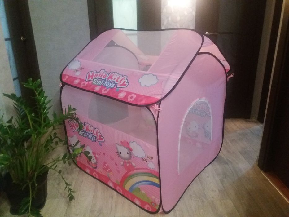 Продам игрушечный домик