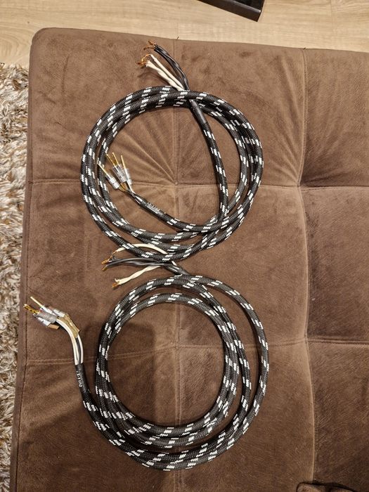 Inakustik LS-1102 bi-wire кабели за озвучителни тела / тонколони