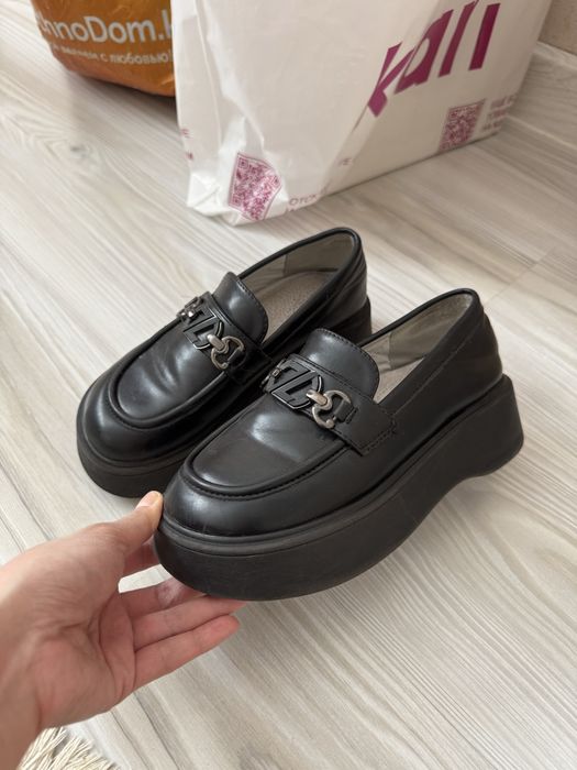 Лоферы туфли 34 размер