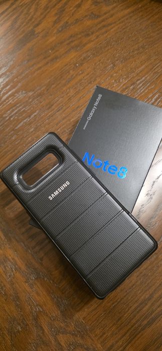 Samsung galaxy note 8+оригинален калъф Samsung!