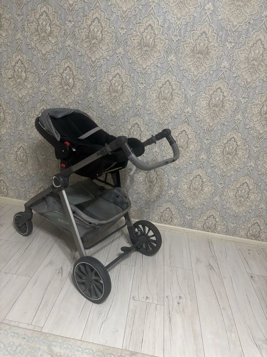 Продается коляска