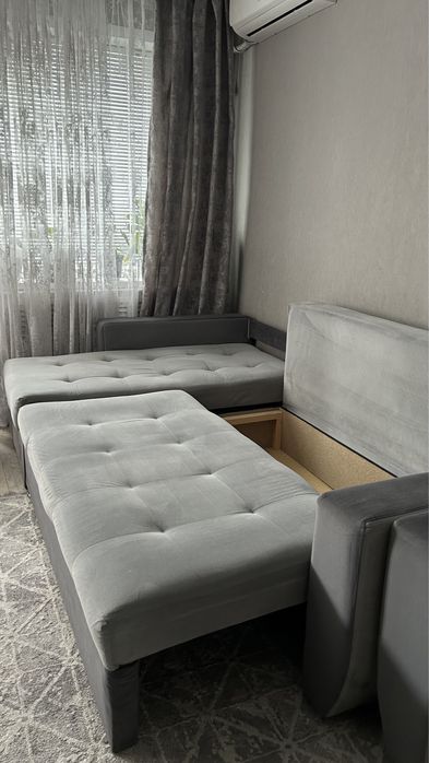 Продам срочно угловой диван трансформер