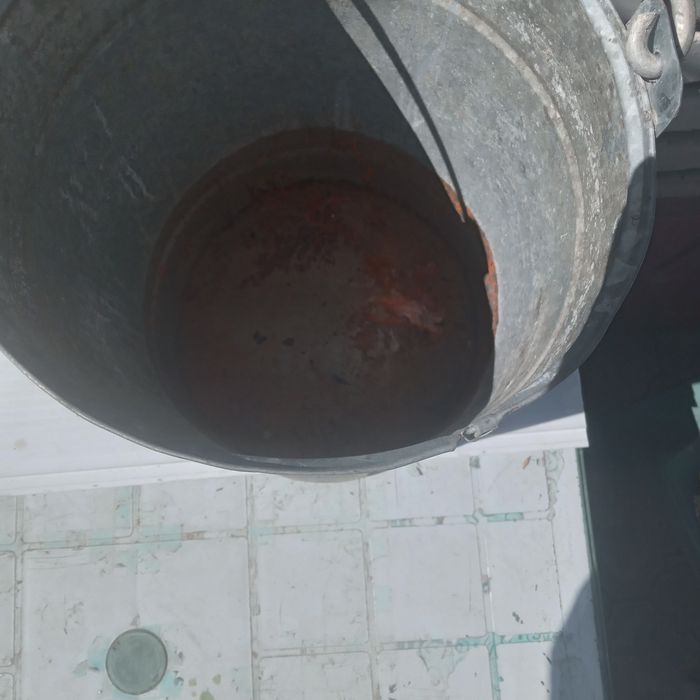 Продам ведро оцинкованное-20л-2000теньге.