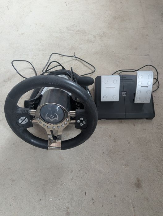 Игровой руль универсальный