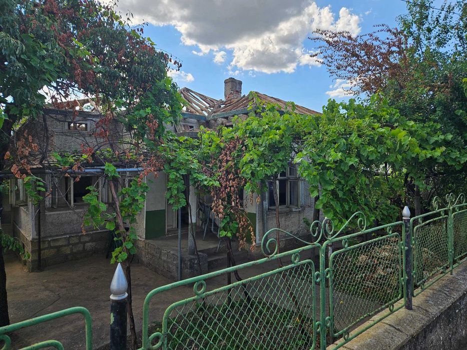 Продавам къща в гр. Тервел, обл. Добрич