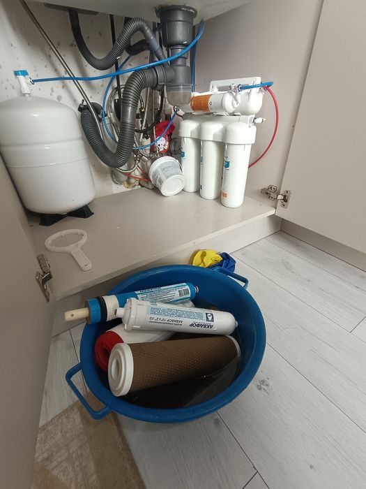 Замена фильтра для воды