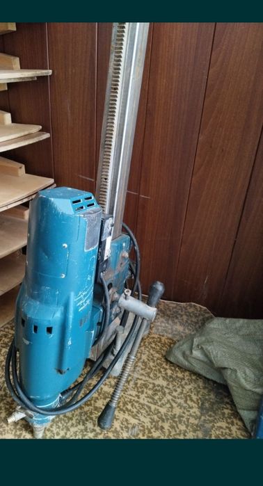 Продам алмазный сверления мощьный