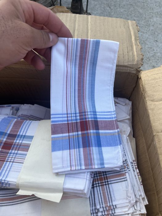 Продавам носни кърпички (Свежина)