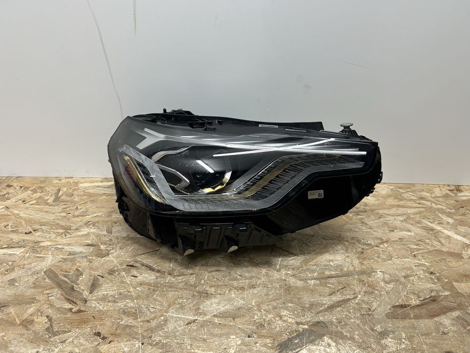 Far faruri bmw G42 G87 M2 led adaptiv gold