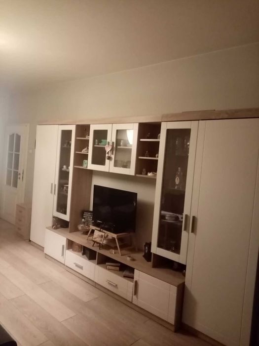 Дава се под наем Двустаен апартамент в Перник, Изток - 64 кв.м за 448.8 € - Снимка #2