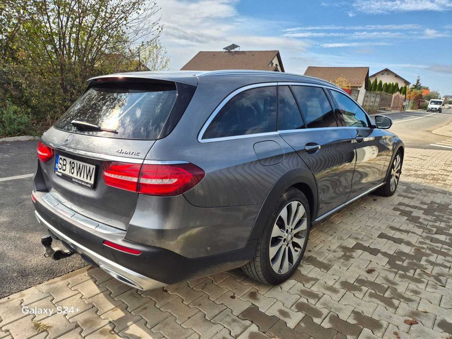 Mercedes_E220_ALL_TERRAIN 4x4/variante auto/atv