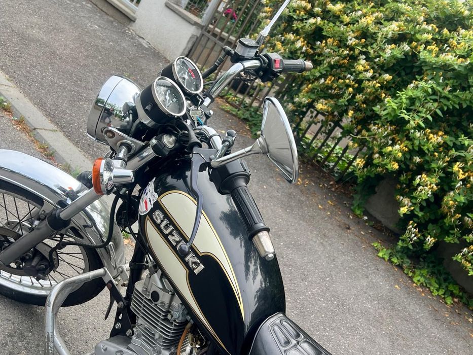 Motocicleta Suzuki GN 125