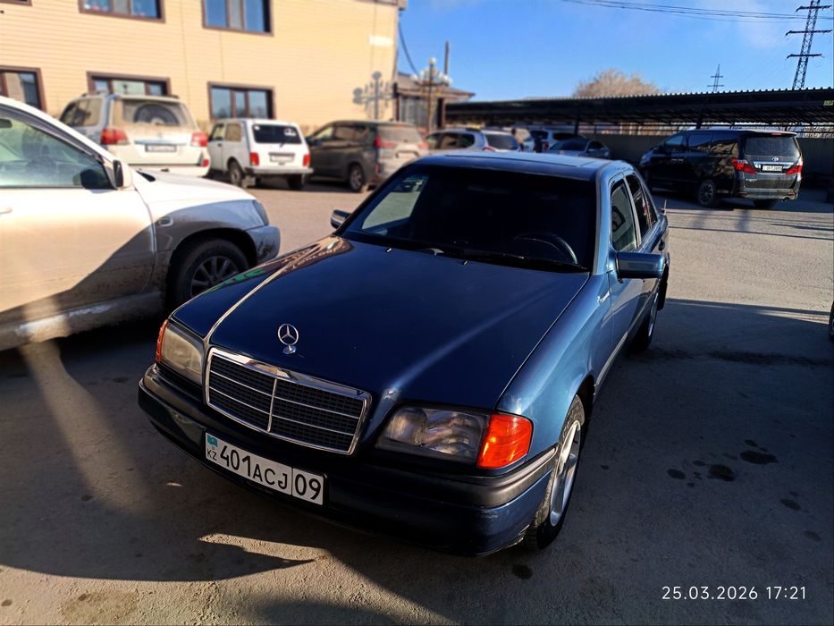 Мерседес Бенс С 200