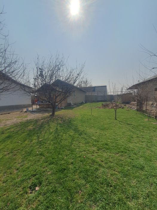 toshkent vloyati yuqori chirchiq tumani jambulda  uchaska sotiladi 99