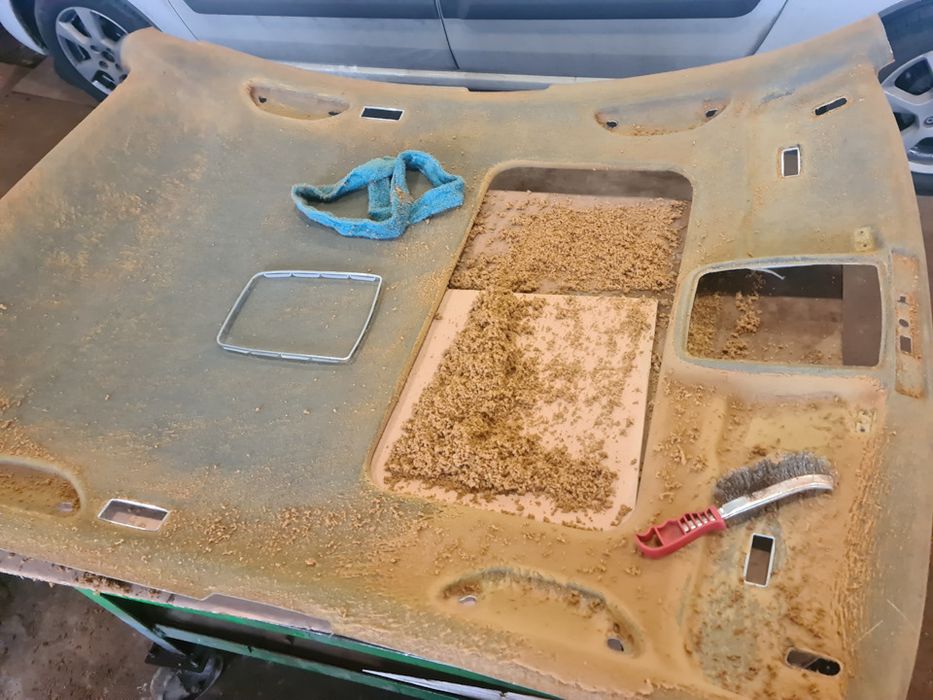 Перетяжка салона автомобиля