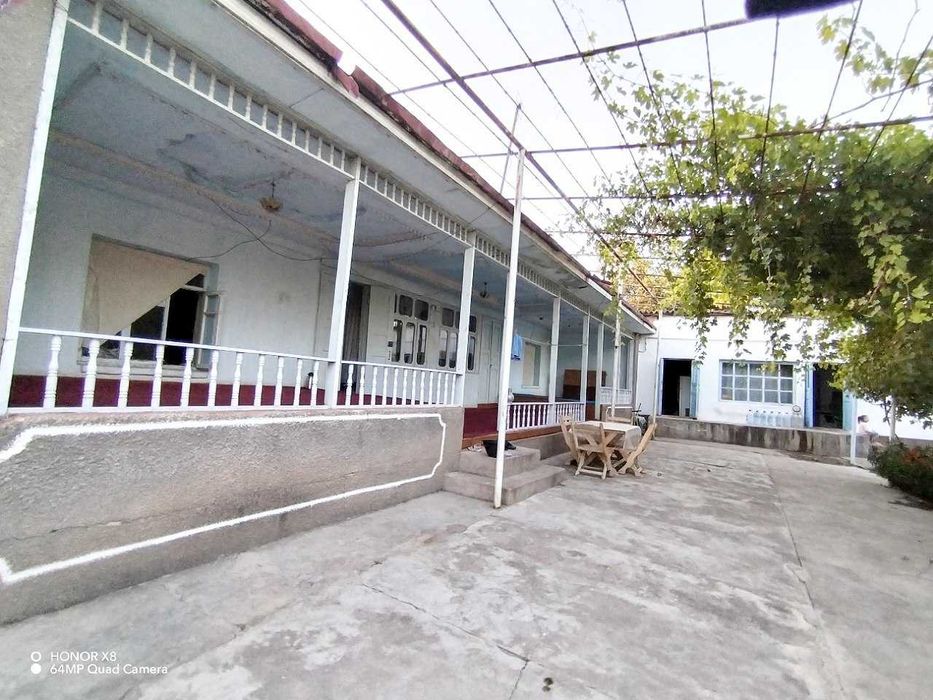 Продаётся дом с участком, расположенный в Туйтепе