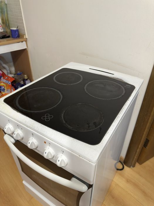 Электроплита Hansa.