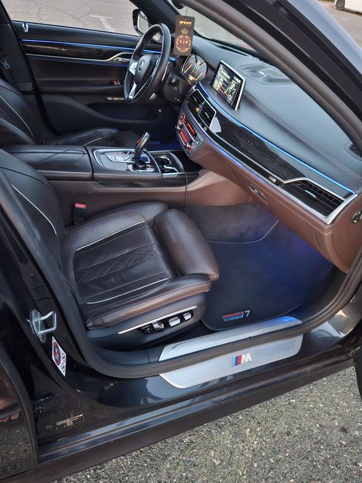 BMW Seria 730D XDrive 265CP