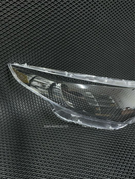 Стекла на Фары Kia K5
