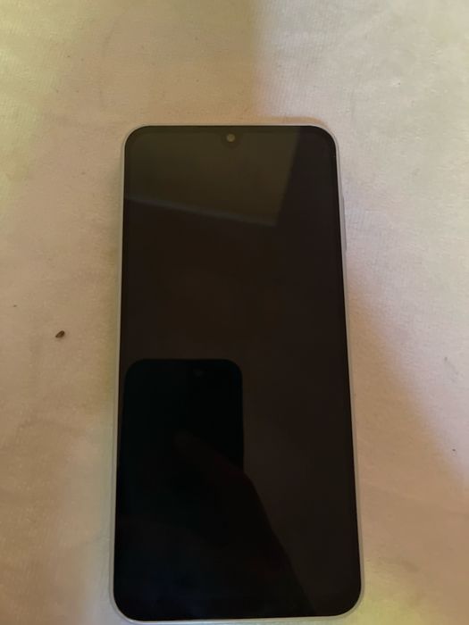 Samsung A16 с гарантийе