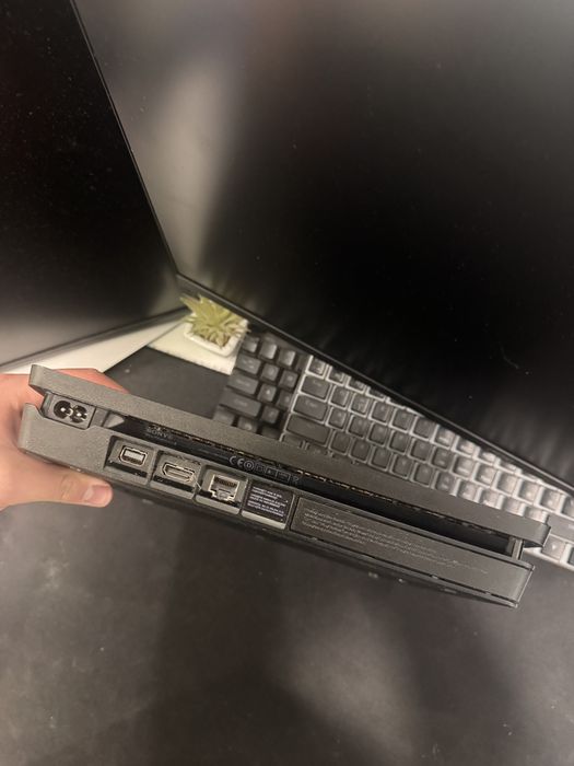 Playstation 4 SLIM 1TB