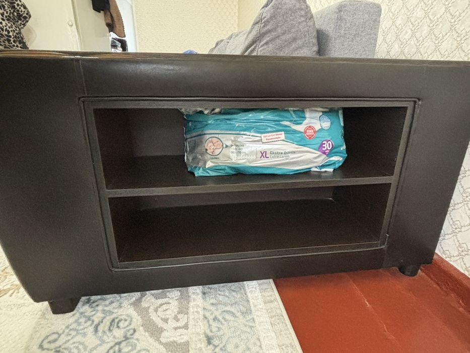 Продам угловой диван б/у