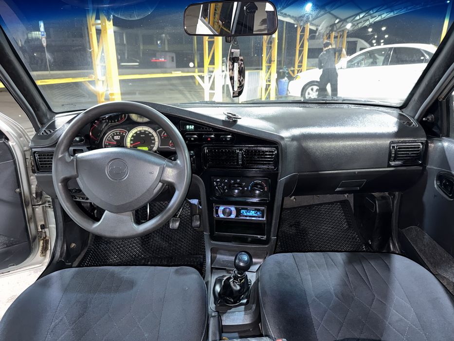 ПРОДАЁТСЯ NEXIA 2 sons tranblyor