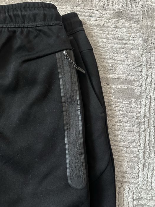 Pantaloni Nike Tech fleece