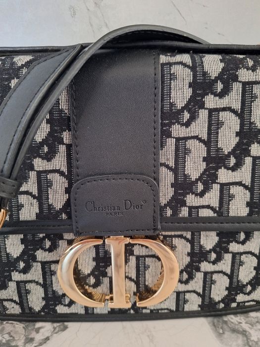 Красива Дамска чанта