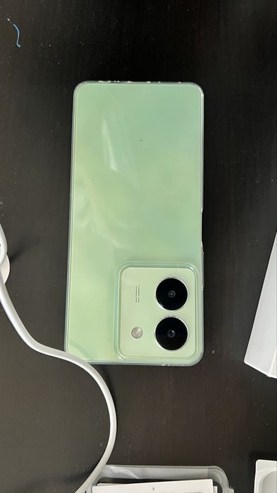 Телефон Vivo Y27s