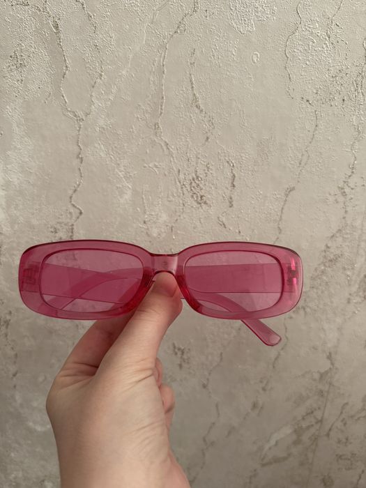 Очки солнецезащитные