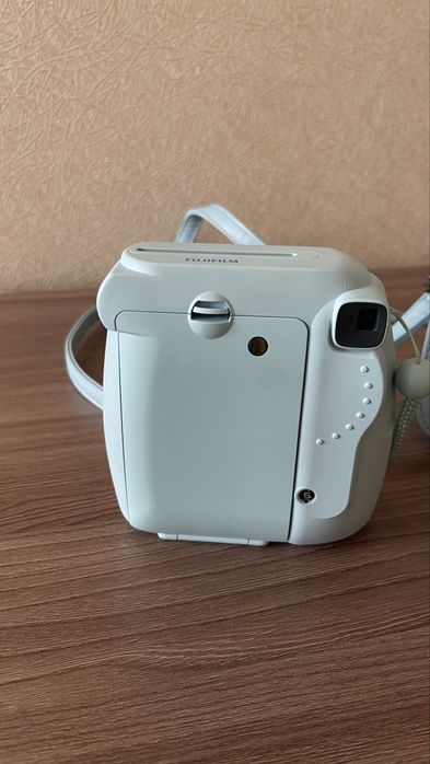 Продам инстакс мини 8