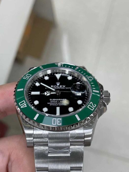 rolex submariner starbucks