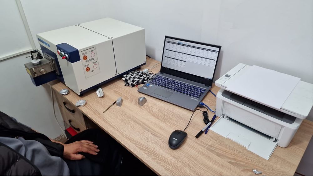 Hitachi Foundry-Master Smart(2024 года)