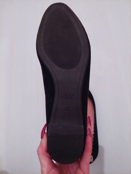 Черни пантофки H&M