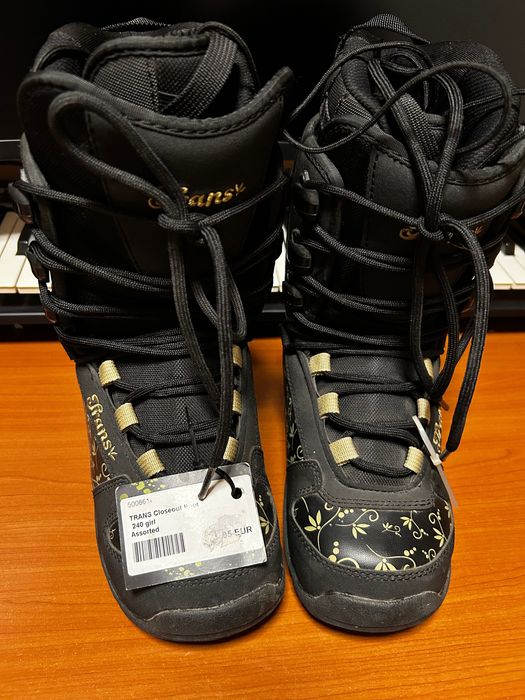 Boots snowboard noi Trans Closeout fete - 37 eu/240 mondo